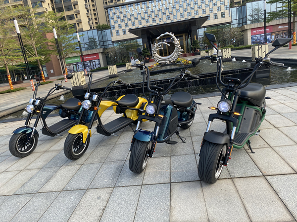 Le scooter électrique citycoco vous rend la vie meilleure