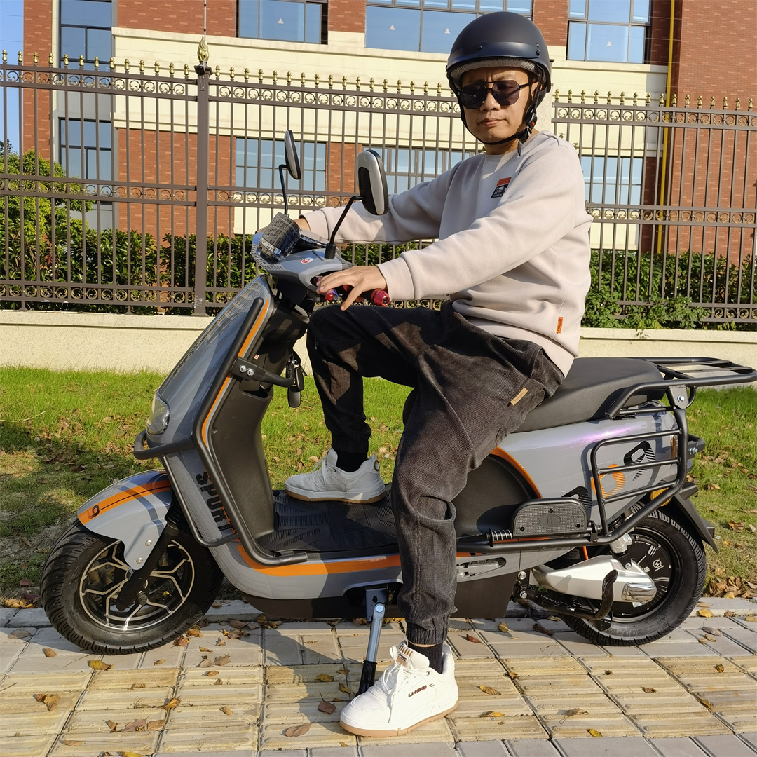 Gaea H1G Moped Style L1e 45km/h 800w 48v 60v 20ah Electric Scooter Adult with Cargo Rack